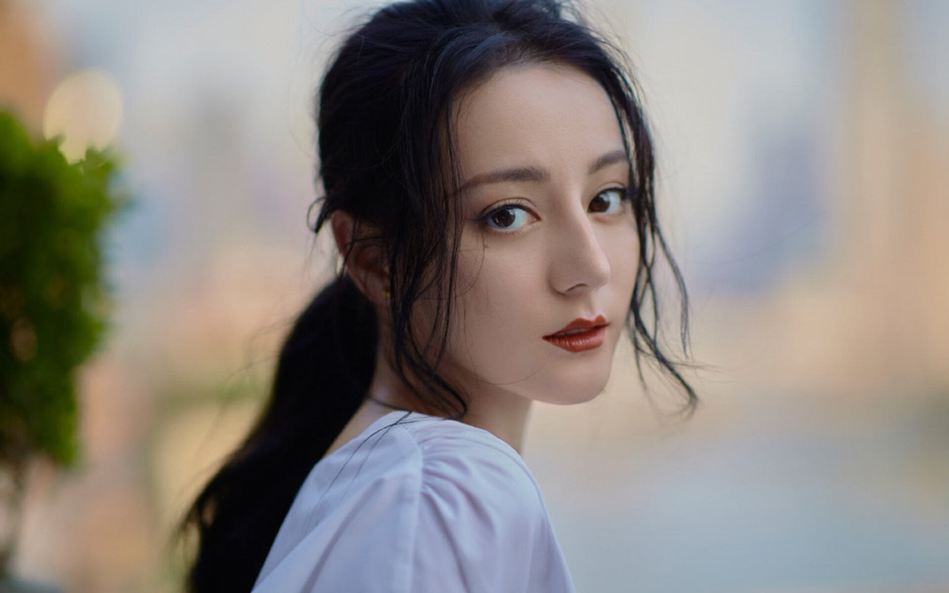 PSG防线漏洞被切尔西前锋多次利用，切尔西后防线