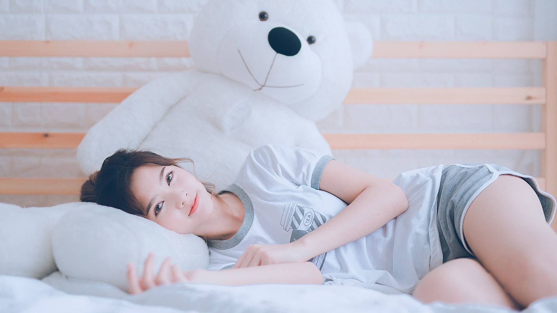 中国足球国家队开展技战术适应能力测试,足球实战技术训练